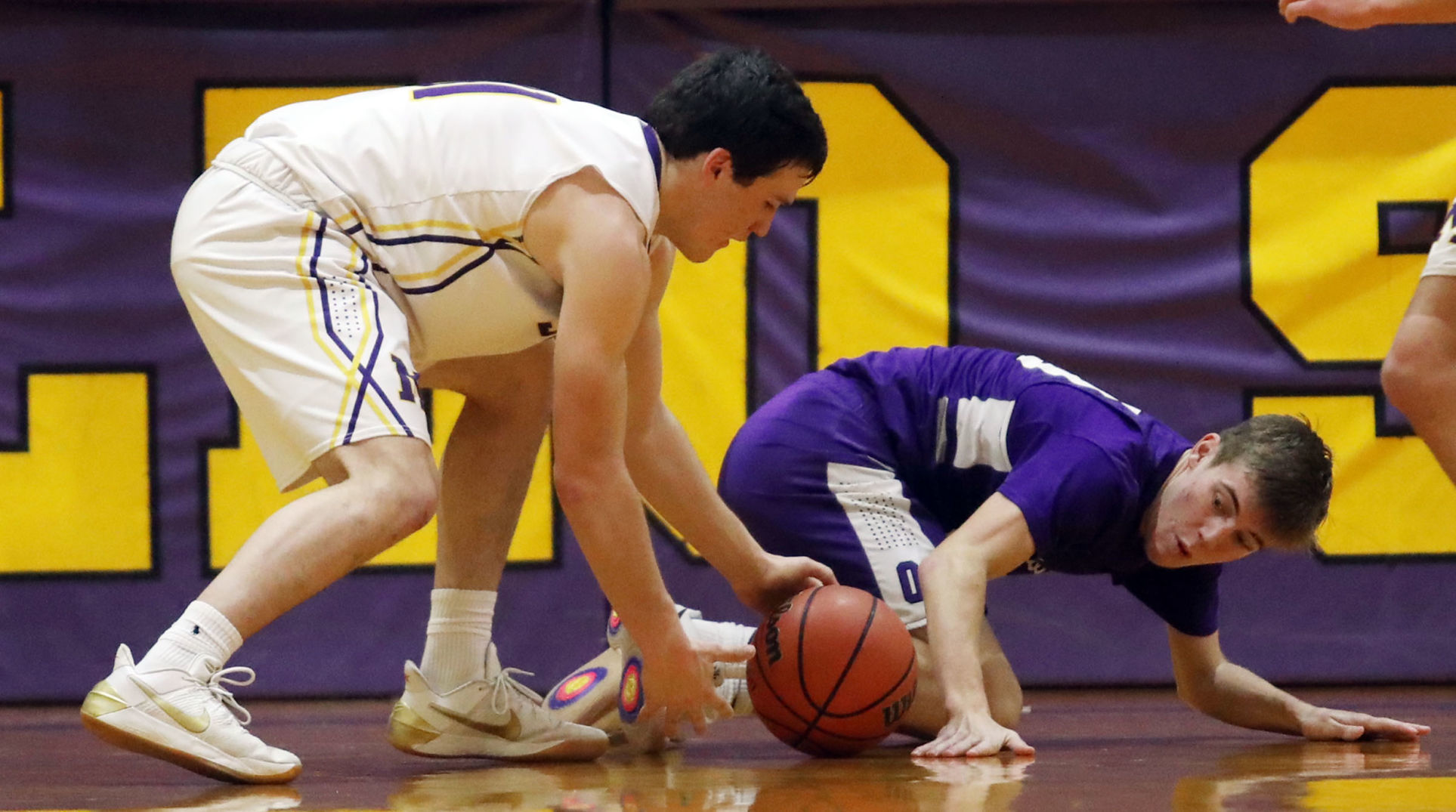 Monticello vs Fithian Oakwood boys basketball 11 12.26.18.jpg